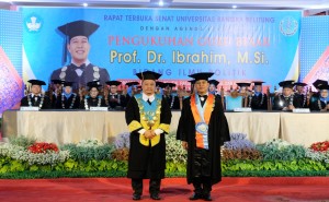Pengukuhan Guru Besar Pertama di UBB Prof Ibrahim Capai Angka Kredit 1134,65 di Bidang Ilmu Politik
